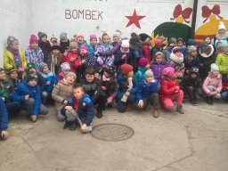 Wycieczka do fabryki bombek 2015 - 02